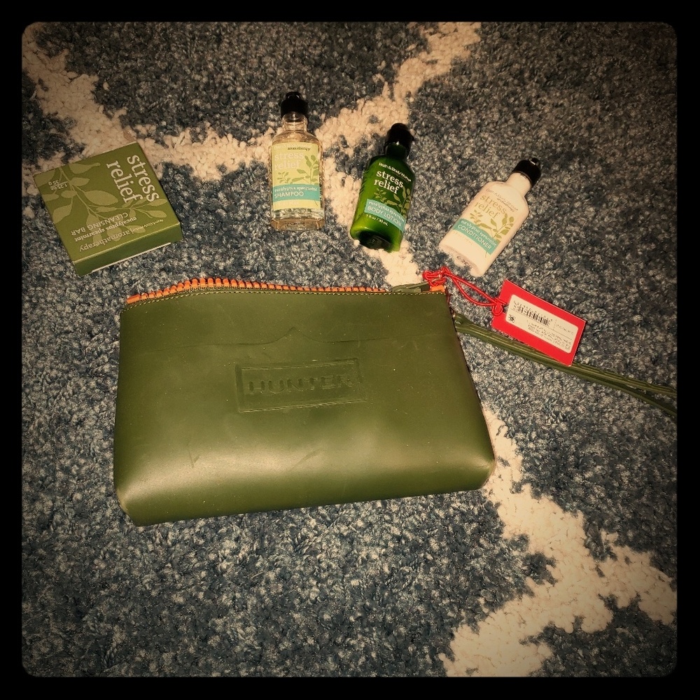 Hunter Pouch
